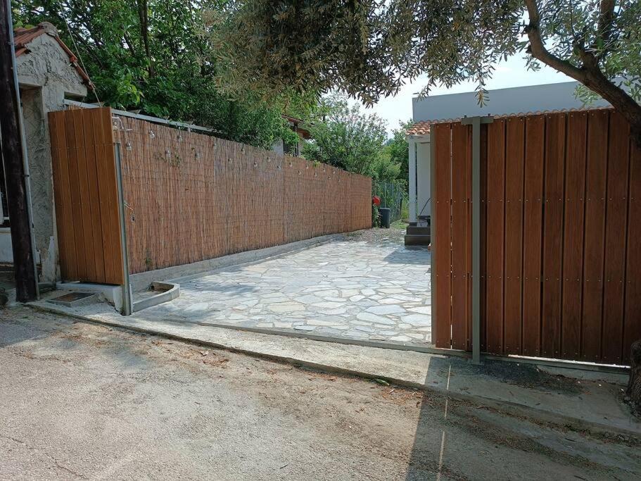 Μοντέρνα Εξοχική Μονοκατοικία Με Ιδιωτική Πισίνα! Khalkoutsion Экстерьер фото